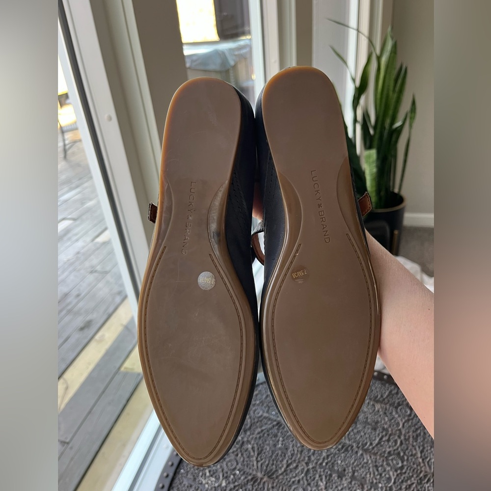 LUCKY BRAND ALBAJANE MARYJANE FLATS IN BLACK 7.5 - Picture 9 of 9